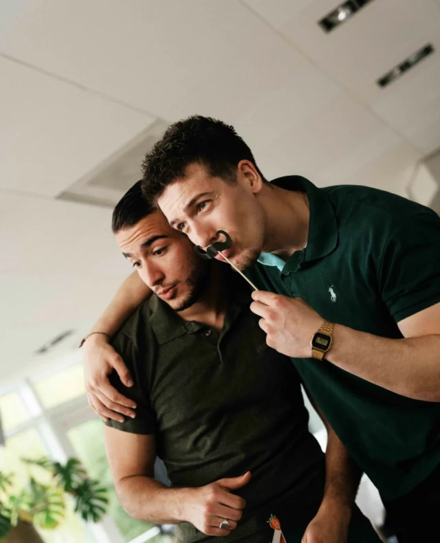 Elke foto is een keeper met onze high-tech photobooth!⁠
⁠
⁠
⁠
#birthdayparty #event #party #photobooth #smile #wedding #camera #PhotoFun #huren #memories #herinneringen #partypicture #selfie #funky #family #friends